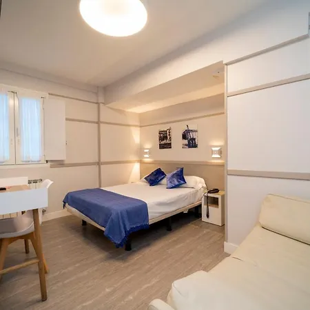 Hotel&spa El Puerto * مونداكا